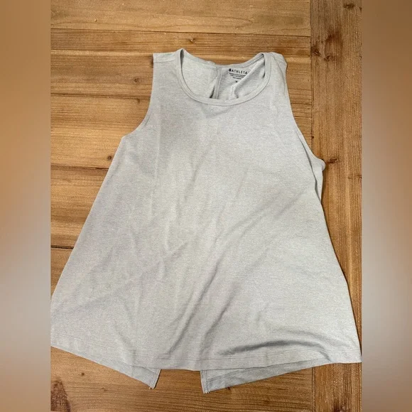 ⭐️ BUNDLE 2️⃣ Athleta Women's Solar UPF Tanks ⭐️
Size M - Picture 11 of 11